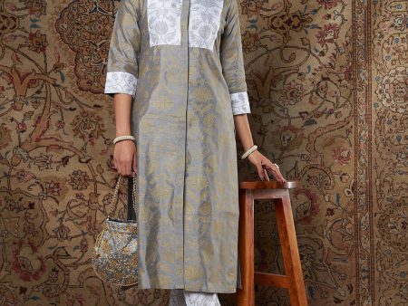 Lyush Women s Grey Brocade Floral Kurta With White Brocade Pants Hot on Sale