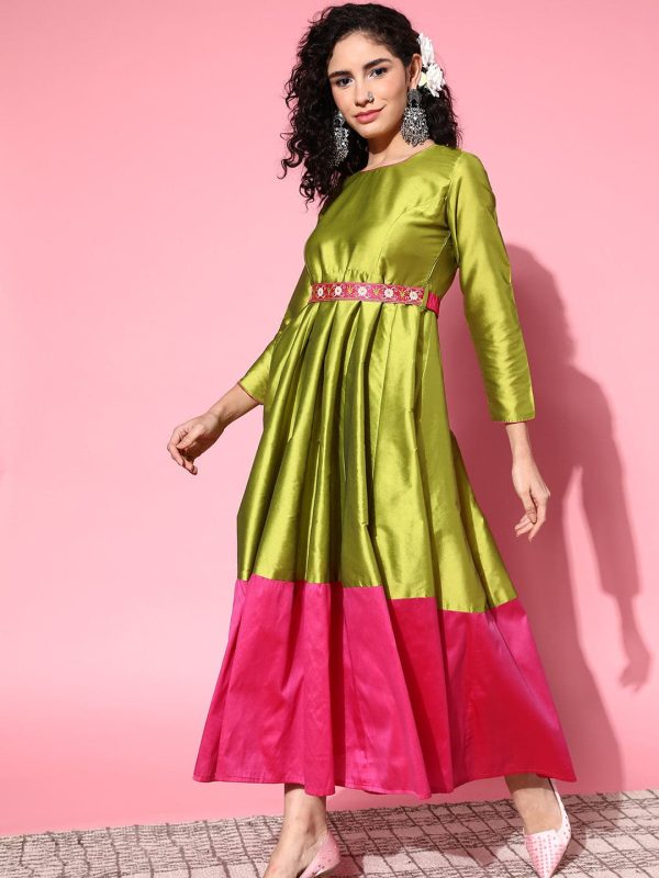 Lyush Women s Green Contrast Border Anarkali Maxi Dress Hot on Sale