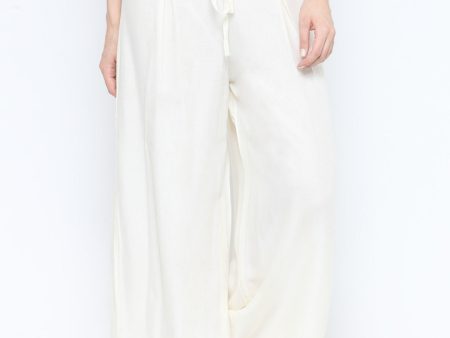 NOZ2TOZ Women s A Pair Of Off-White Solid Woven Wide Leg Palazzos Sale